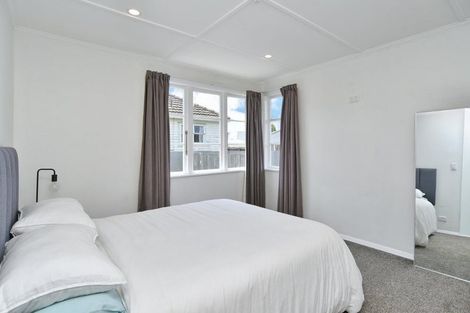 Photo of property in 4 Lindon Street, Rangiora, 7400