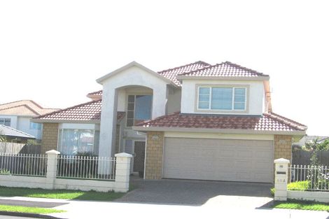 Photo of property in 69a Meadowland Drive, Somerville, Auckland, 2014