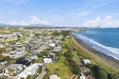 Photo of property in 2b Beach Street, Fitzroy, New Plymouth, 4312