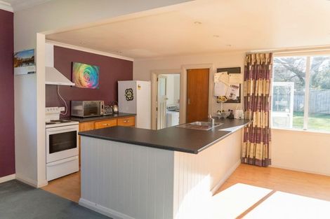 Photo of property in 6 Smith Street, Dannevirke, 4930