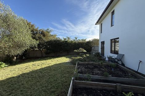 Photo of property in 11 Dunvegan Rise, East Tamaki Heights, Auckland, 2016