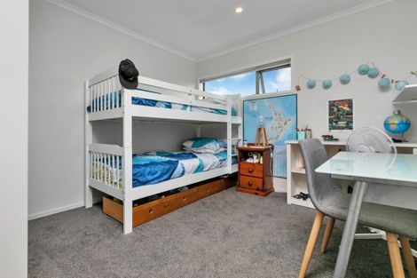 Photo of property in 5 Touhou Road, Hobsonville, Auckland, 0618