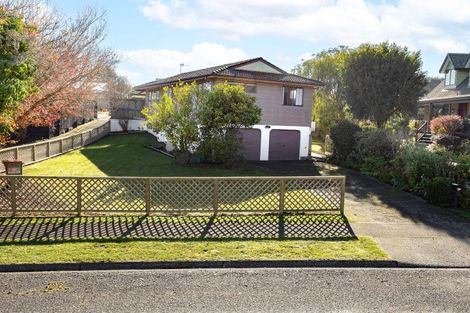 Photo of property in 81 Glen Lynne Avenue, Queenwood, Hamilton, 3210