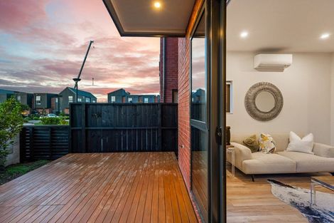 Photo of property in 6 Whakatere Lane, Hobsonville, Auckland, 0616