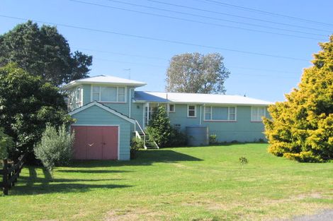 Photo of property in 17 Riverview Road, Cooks Beach, Whitianga, 3591
