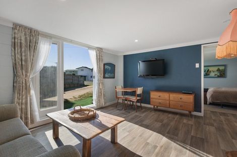 Photo of property in 262 Seaforth Road, Waihi Beach, 3611