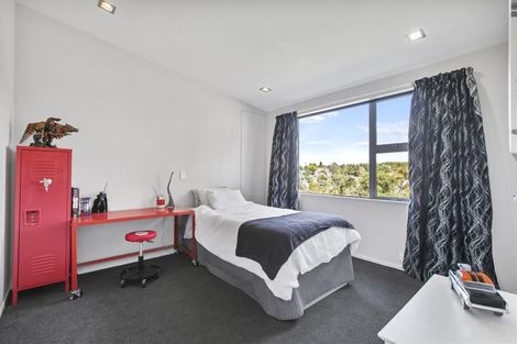 Photo of property in 31 Stillwater Crescent, Stillwater, Silverdale, 0993