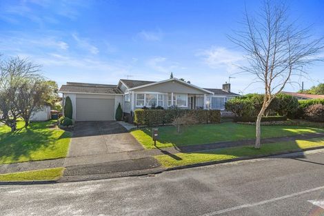 Photo of property in 3 Dalmont Place, Chartwell, Hamilton, 3210