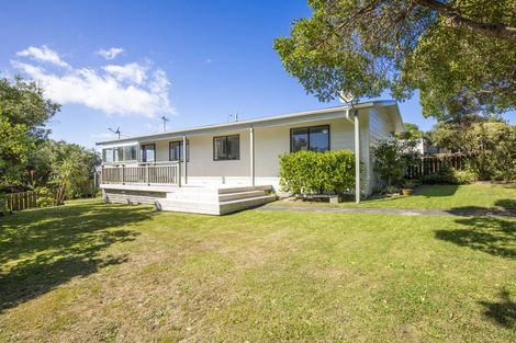 Photo of property in 6 Moki Street, Titahi Bay, Porirua, 5022