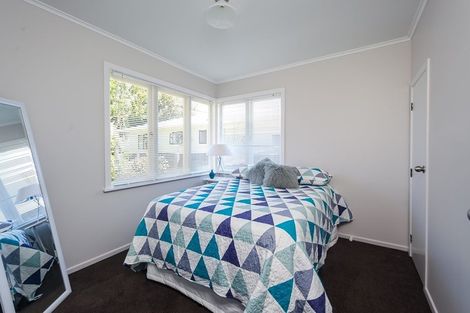 Photo of property in 3 Thompson Terrace, Manurewa, Auckland, 2102