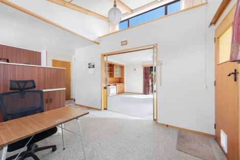 Photo of property in 19 Albany Street, Gore, 9710