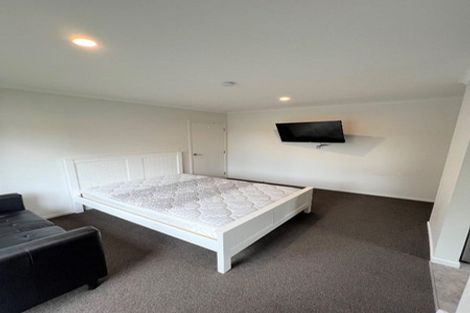 Photo of property in 2/9 Hibiscus Avenue, Hamilton Lake, Hamilton, 3204