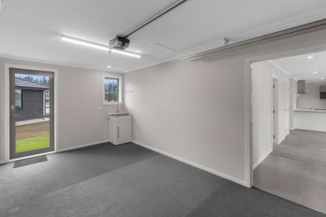 Photo of property in 35 Oldfield Lane, Marton, 4710