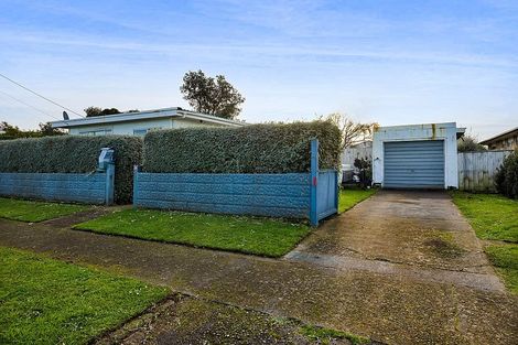 Photo of property in 73 Turuturu Road, Hawera, 4610