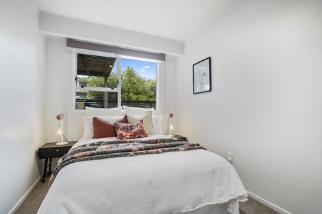 Photo of property in 23 Claverdon Drive, Massey, Auckland, 0614