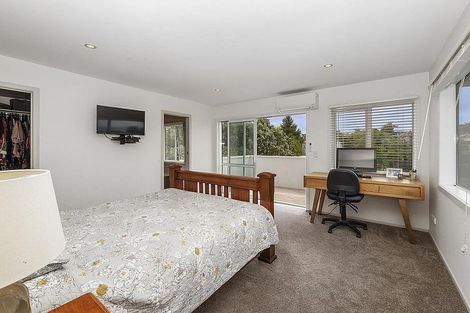 Photo of property in 28 Tiroroa Avenue, Te Atatu South, Auckland, 0610