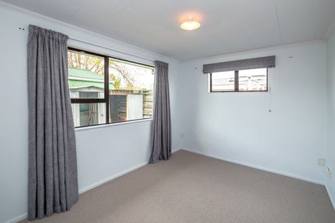 Photo of property in 1a Mahupuku Street, Greytown, 5712
