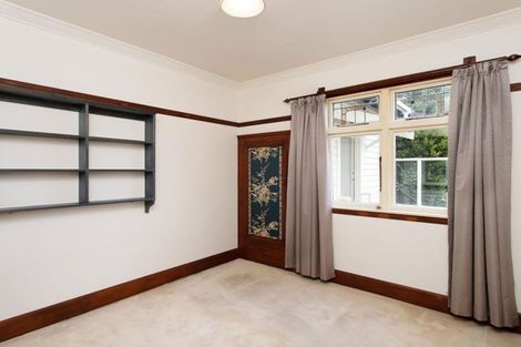 Photo of property in 3 Ripon Street, Lyttelton, 8082