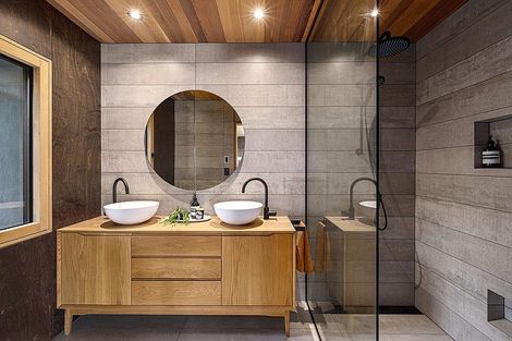 Photo of property in 124a Seaview Road, Piha, New Lynn, 0772