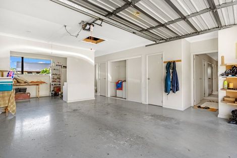 Photo of property in 10 Ringwood Place, Whitianga, 3510