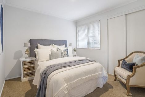 Photo of property in 113 Tauranga Place, Orewa, 0931