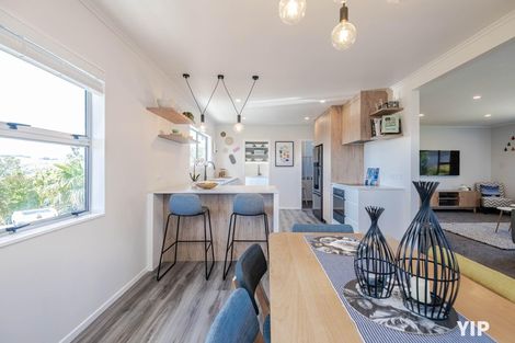 Photo of property in 43 Carluke Street, Paparangi, Wellington, 6037