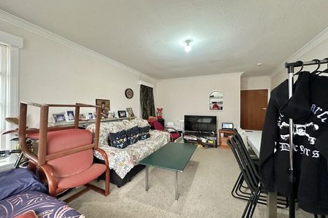 Photo of property in 42 Gibbons Street, Upper Hutt Central, Upper Hutt, 5018