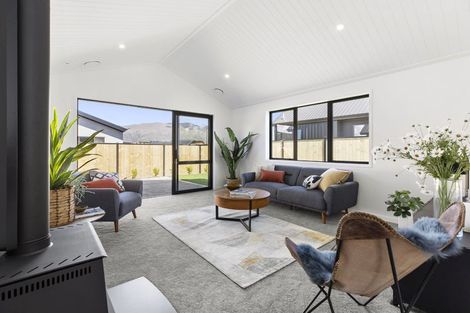Photo of property in 14 Moonstone Street, Albert Town, Wanaka, 9305