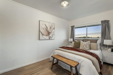 Photo of property in 3/80 Birkdale Road, Birkdale, Auckland, 0626