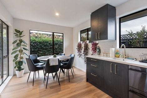 Photo of property in 16b Beauford Place, Parklands, Christchurch, 8083