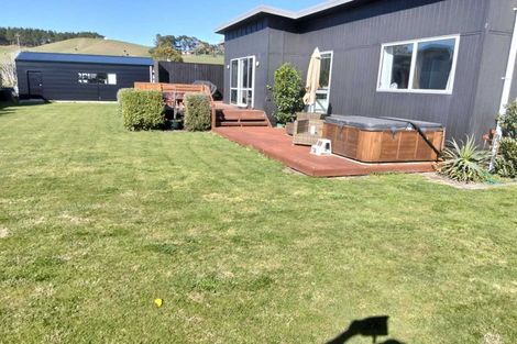 Photo of property in 43 Harper Road, Waimarama, Havelock North, 4294