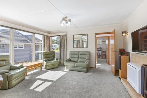 Photo of property in 66 Taylor Terrace, Tawa, Wellington, 5028