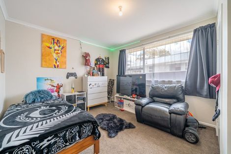 Photo of property in 20 Shanly Street, Brown Owl, Upper Hutt, 5018