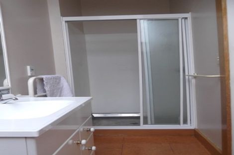 Photo of property in 225 Huia Street, Waikanae, 5391