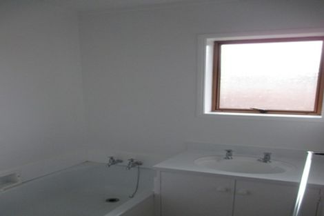 Photo of property in 1/15 Latham Avenue, Pakuranga, Auckland, 2010