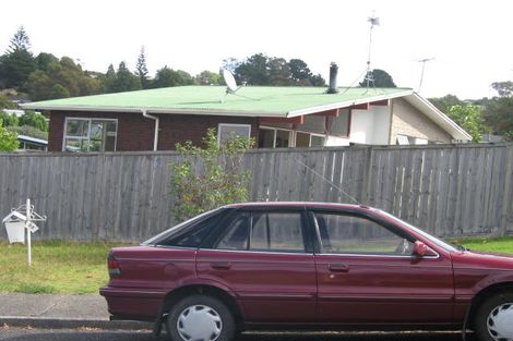 Photo of property in 83 Girrahween Drive, Totara Vale, Auckland, 0629