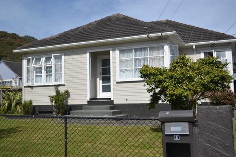 Photo of property in 44 Shearer Crescent, Naenae, Lower Hutt, 5011