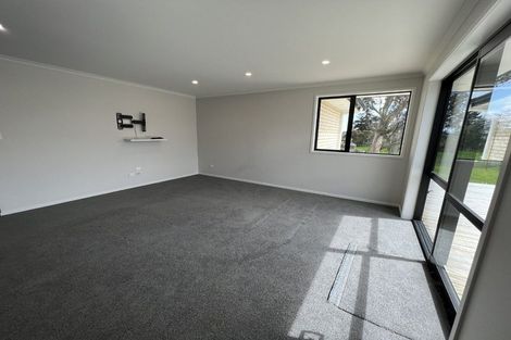 Photo of property in 16 Oldfield Lane, Marton, 4710