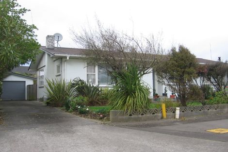 Photo of property in 20 Freyberg Street, Roslyn, Palmerston North, 4414