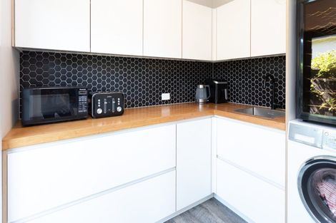 Photo of property in 4 Awatira Drive, Papamoa Beach, Papamoa, 3118