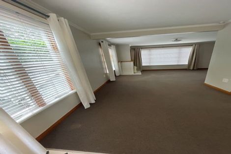 Photo of property in 33 Pahiatua Street, Hokowhitu, Palmerston North, 4410