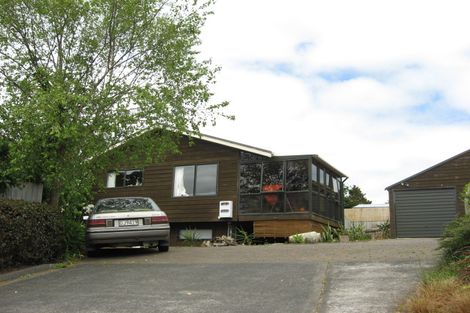 Photo of property in 27 The Glade North, Pukekohe, 2120