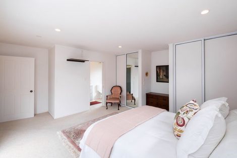 Photo of property in 5 Kensington Drive, Taradale, Napier, 4112