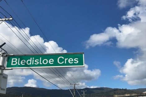 Photo of property in 8a Bledisloe Crescent, Wainuiomata, Lower Hutt, 5014
