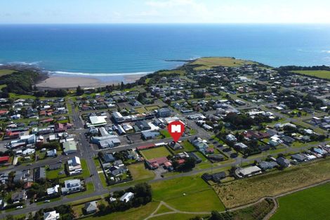 Photo of property in 35a King Street, Opunake, 4616