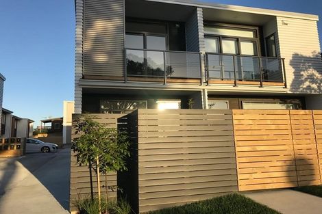 Photo of property in 11/50 Ocean View Road, Northcote, Auckland, 0627