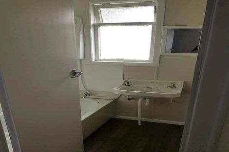 Photo of property in 219 Balmoral Drive, Tokoroa, 3420