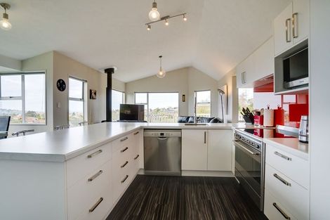 Photo of property in 5 Larkins Street, Helensburgh, Dunedin, 9010