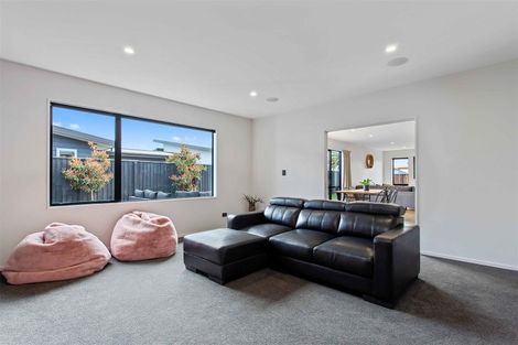 Photo of property in 28 Wakeman Way, Kaiapoi, 7630