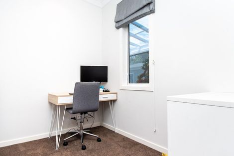 Photo of property in 25 Logan Avenue, Marewa, Napier, 4110